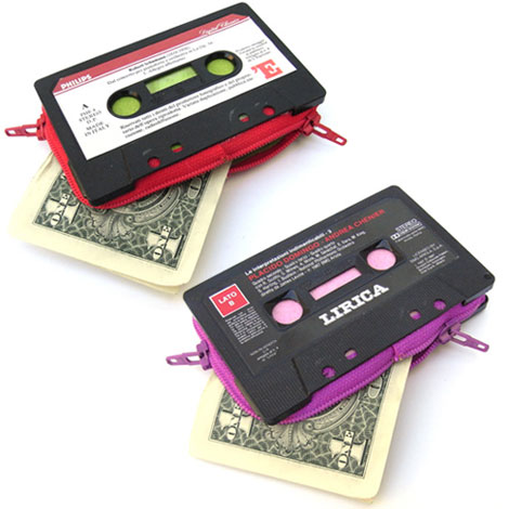 cassette-tape-retro-purse