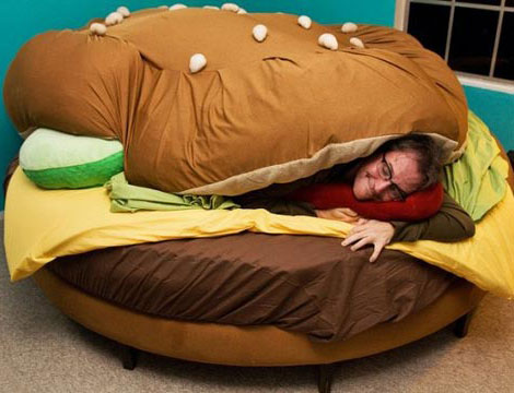 burger-bed-for-auction